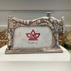 Pewter Vintage Sewing Machine Picture Frame w/ Glass - VGUC